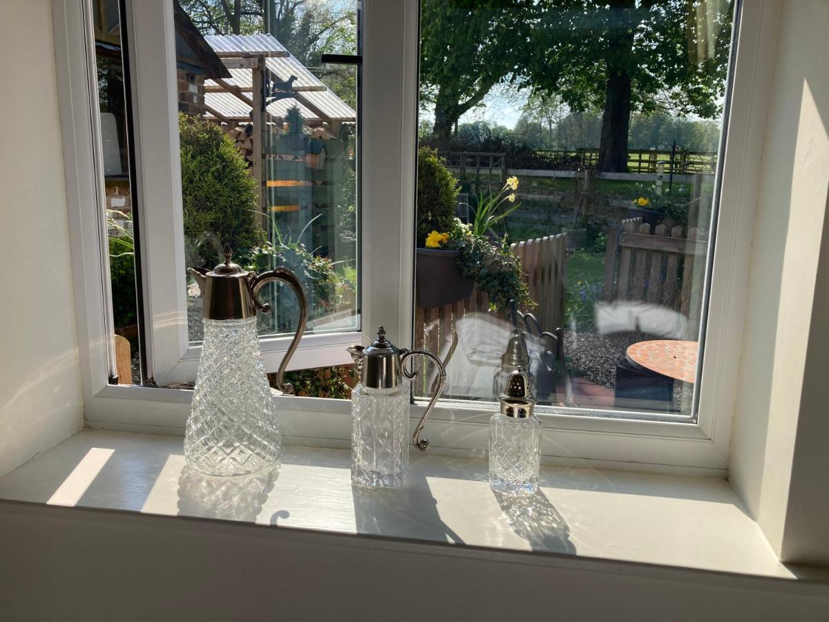 Hunters Moon B&B Tidworth Buitenkant foto