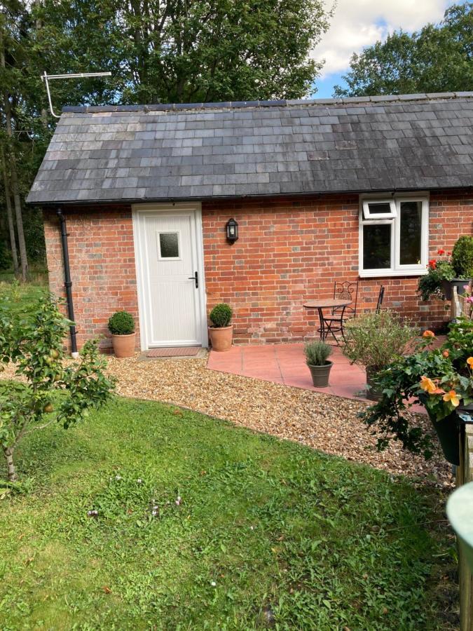 Hunters Moon B&B Tidworth Buitenkant foto