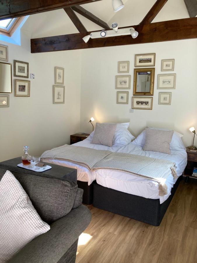 Hunters Moon B&B Tidworth Buitenkant foto