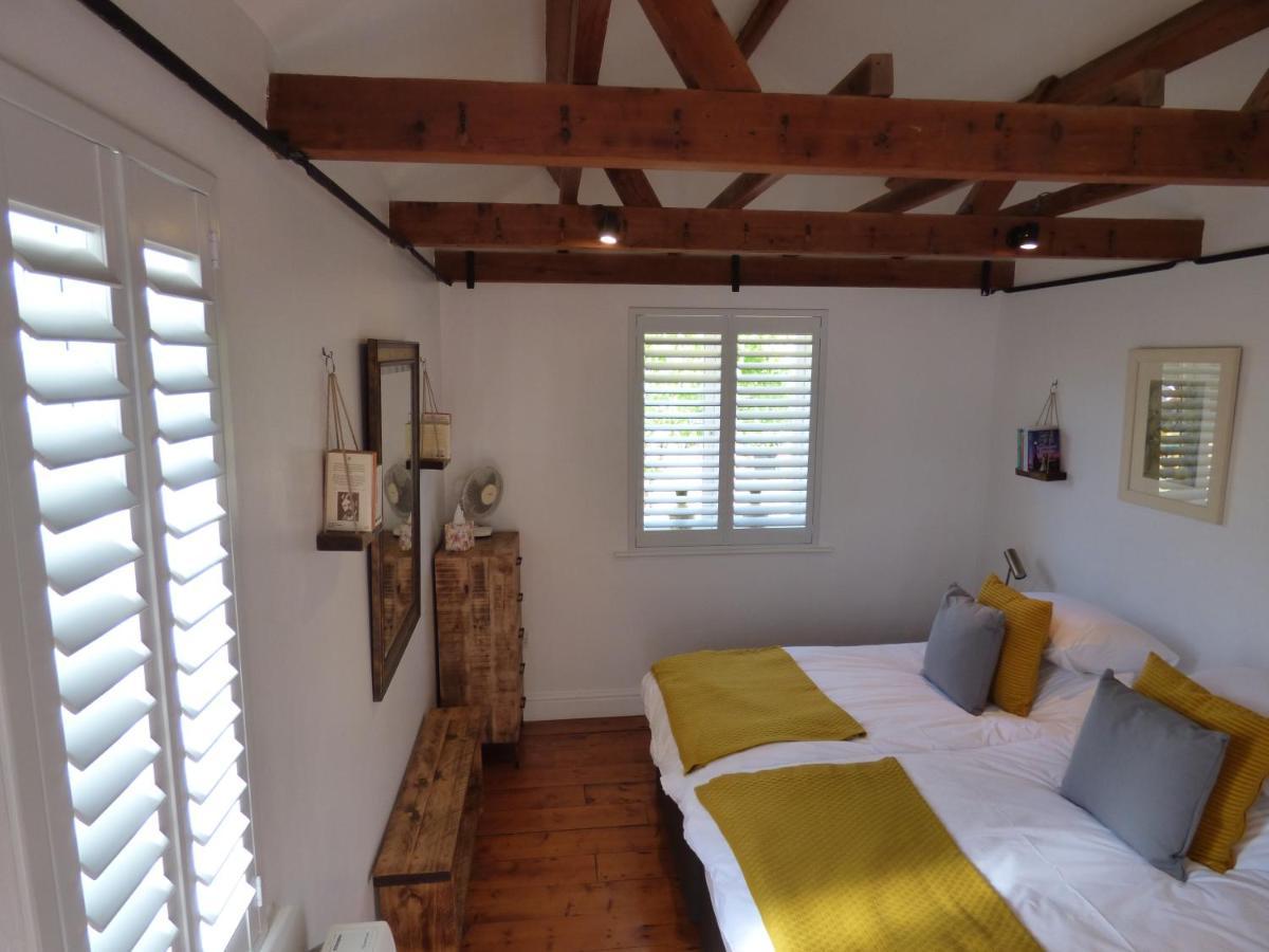 Hunters Moon B&B Tidworth Buitenkant foto